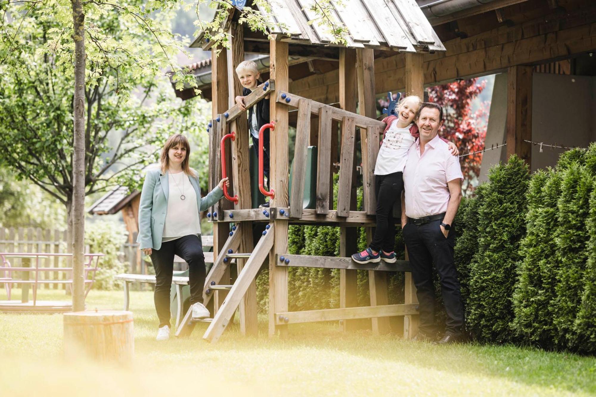 Familienhotel Viktoria Ultimo Exterior foto